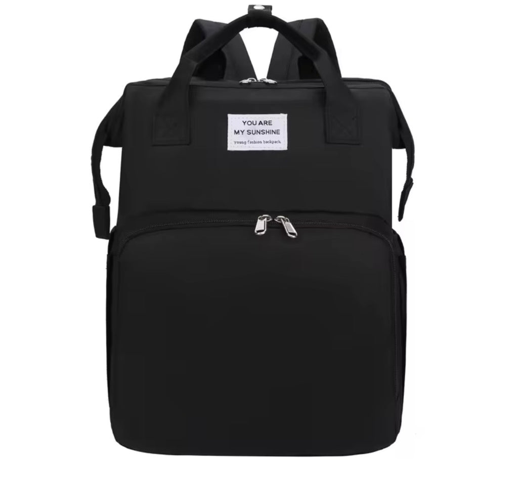 Parce que l’aventure n’attend pas… et bébé non plus / Le sac à langer convertible