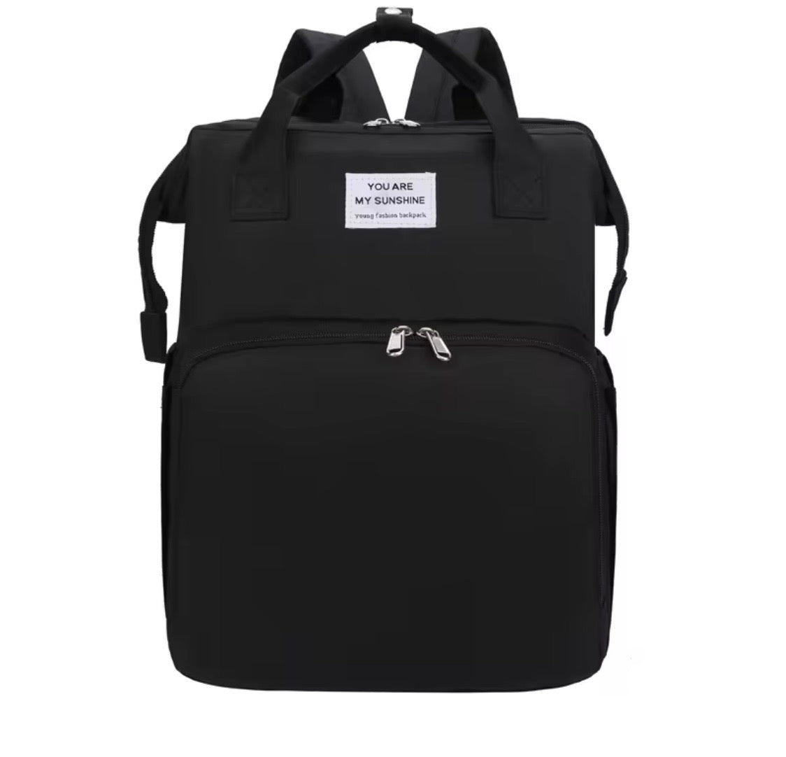 Parce que l’aventure n’attend pas… et bébé non plus / Le sac à langer convertible