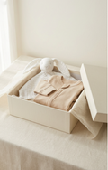 Coffret cadeau de naissance V.Lune — doudou lapin et grenouillère en coton certifié OEKO-TEX