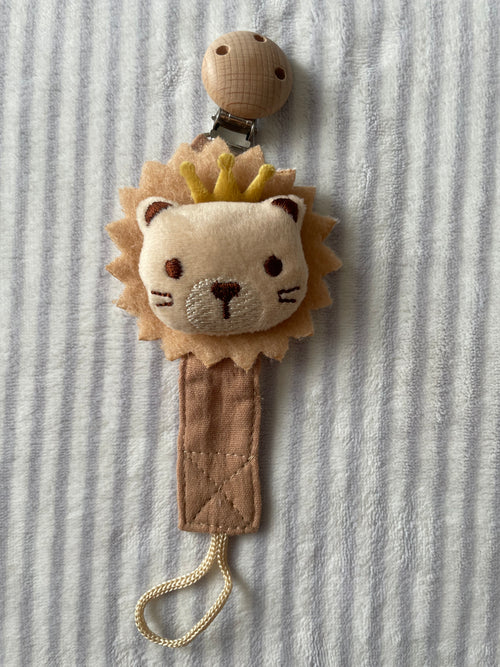 Attache tétine bébé en bois de hêtre & mousseline de coton – renard, chat, lion ou abeille